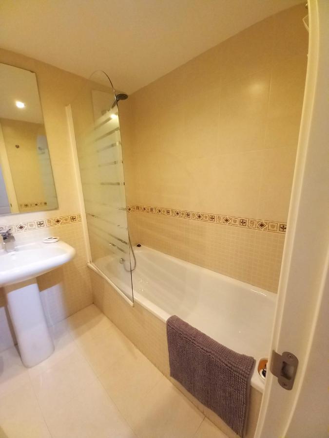 Calido Apartamento Con Gran Terraza Y Vistas A 600 Metros Del Mar Benalmadena Exterior photo